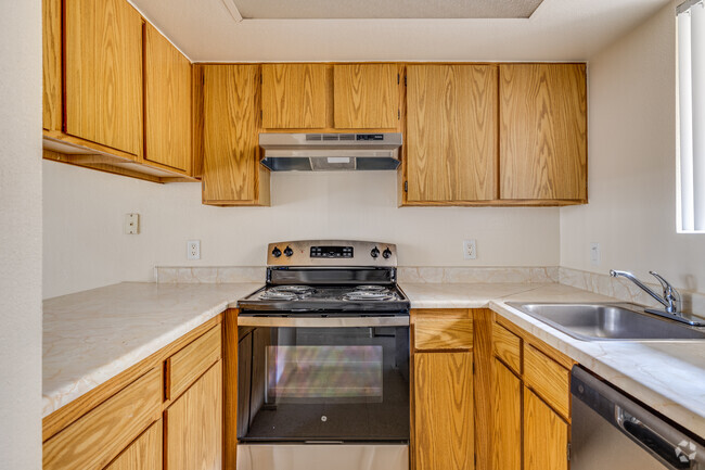 Interior Photo - Butler Ridge