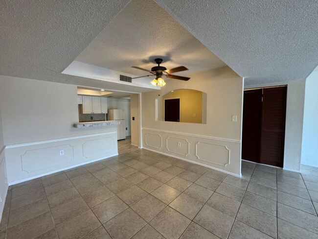 Building Photo - 4575 S Texas Ave