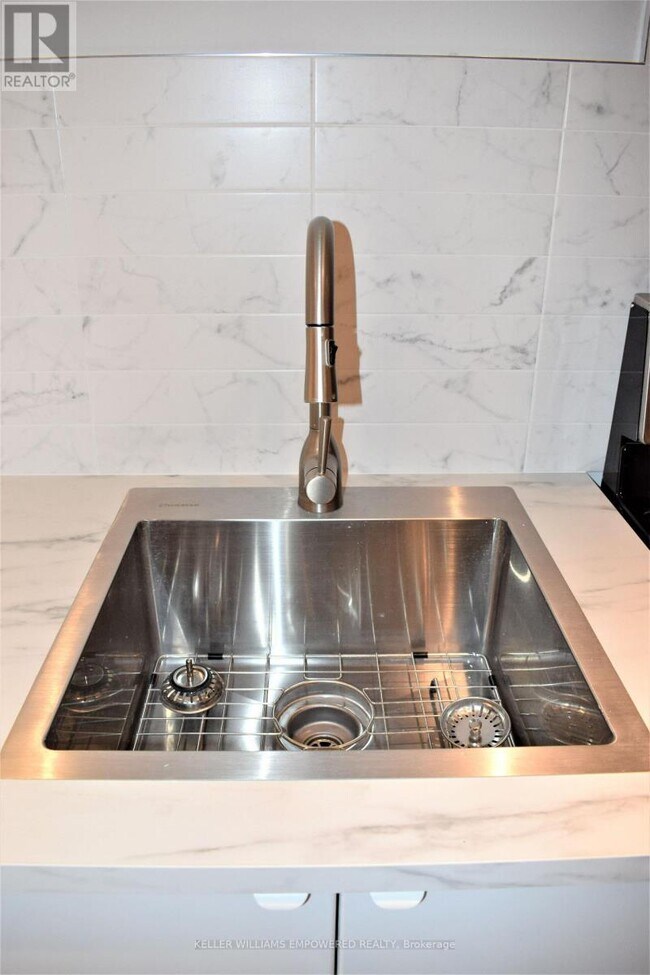 Photo du bâtiment - 33 Ianhall Rd