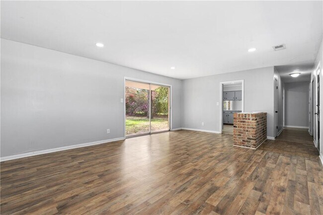 Foto del edificio - 207 Cache Cir