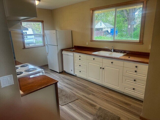Foto del edificio - Great Glenwood Home