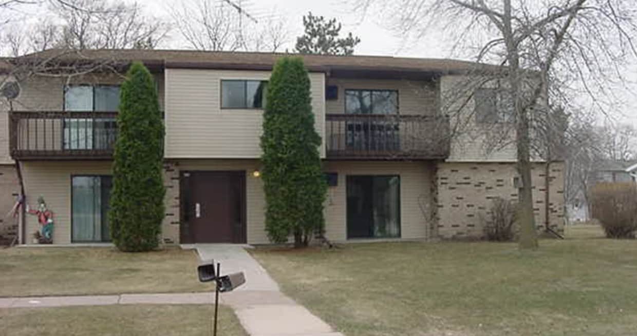 Primary Photo - Lakeview Apartments
