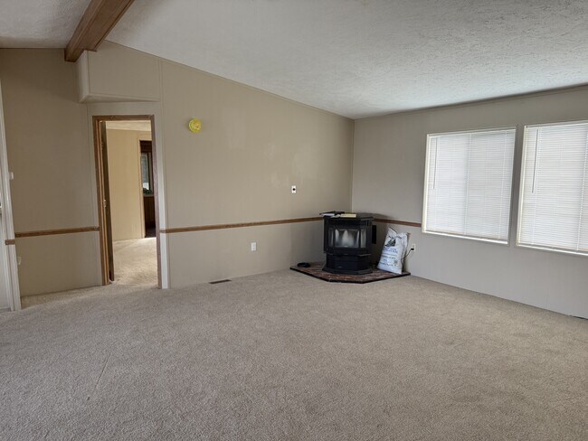 Foto del edificio - 434 Gypsum Ln