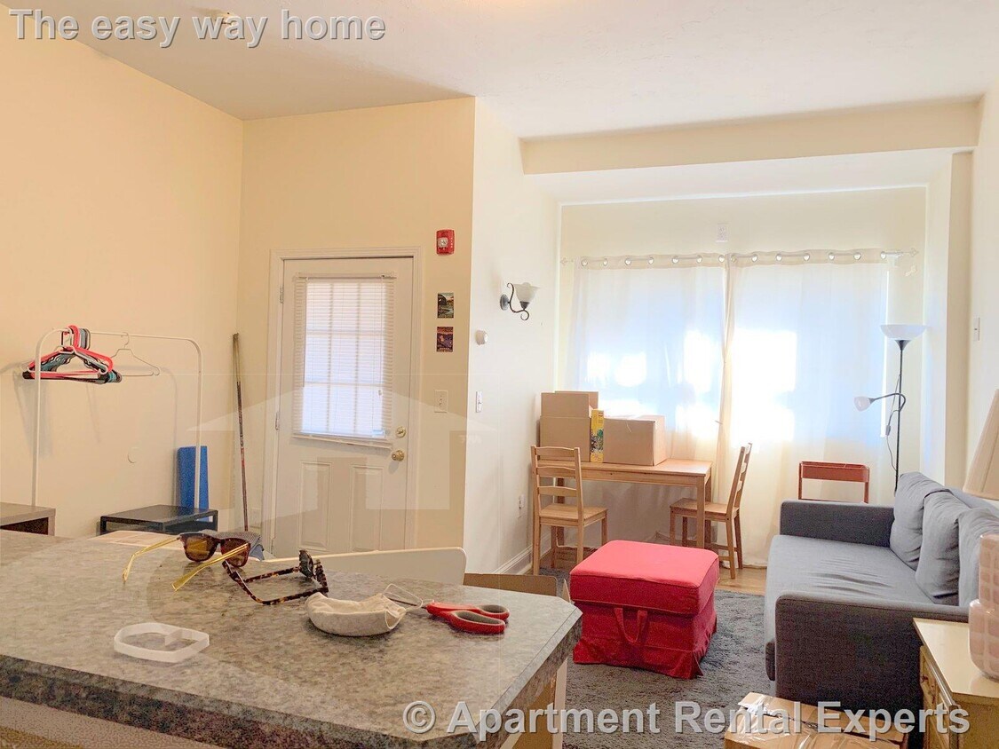 Primary Photo - 235 Highland Ave
