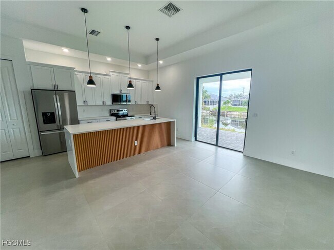 Foto del edificio - 1302 NW 13th Terrace