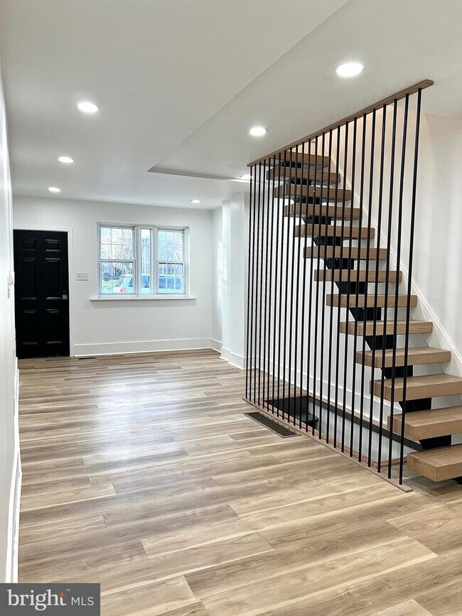 Foto del edificio - 3217 Almond St