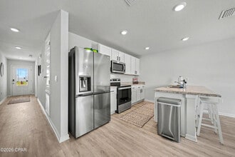 Building Photo - 6465 Slabinski Ln