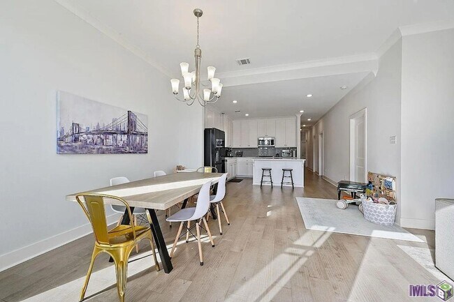 Foto del edificio - 10238 Grayton Dr.