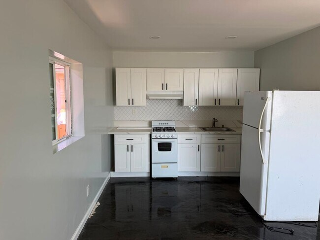 Building Photo - 7302 San Miguel