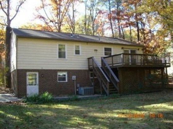 Foto del edificio - 5 BR / 2.5 BA Split Level in Early Settlers Landing Neighborhood!
