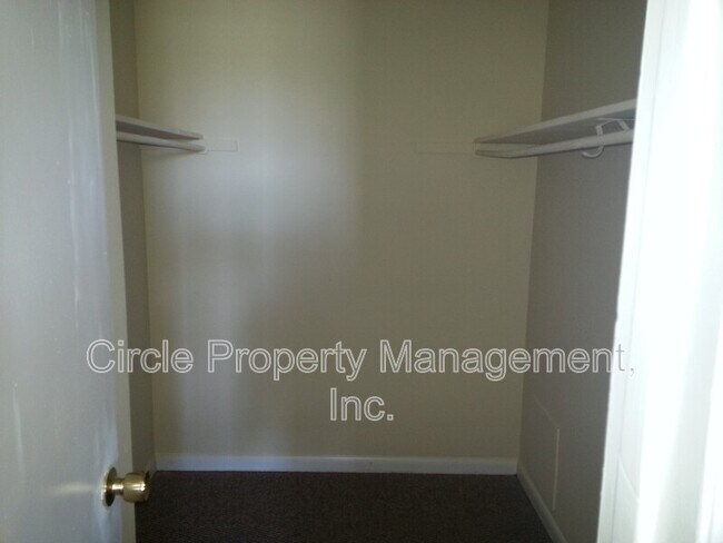 Foto del edificio - 125 Claybill Dr