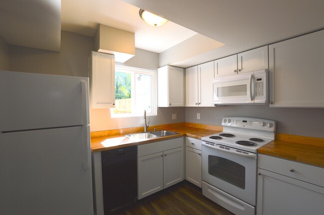 Building Photo - 4353 Falcon Creek Blvd