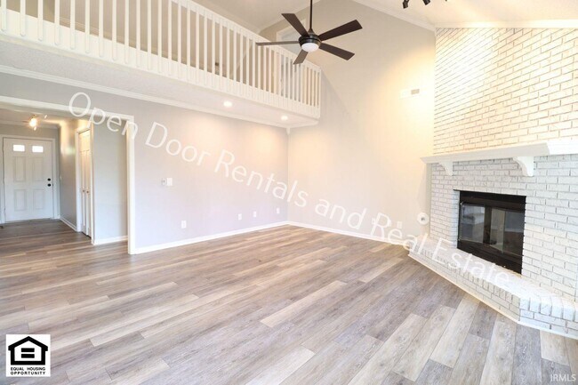 Foto del edificio - 8403 Victoria Woods Pl