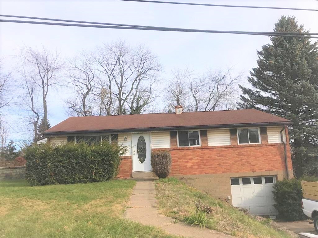 Primary Photo - 144 General Braddock Dr