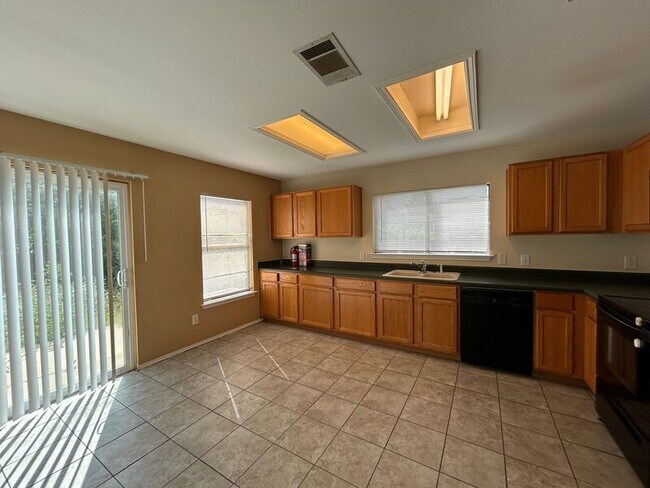 Foto del edificio - 2614 Glen Field Dr