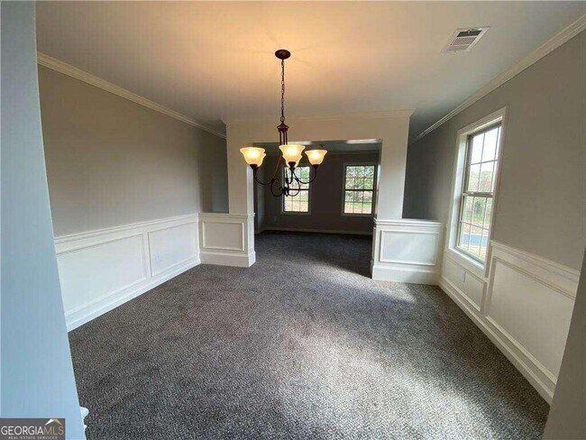 Building Photo - 712 Pinnacle Dr.