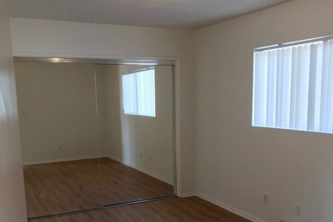 Cama principal - 2201 Curtis Ave