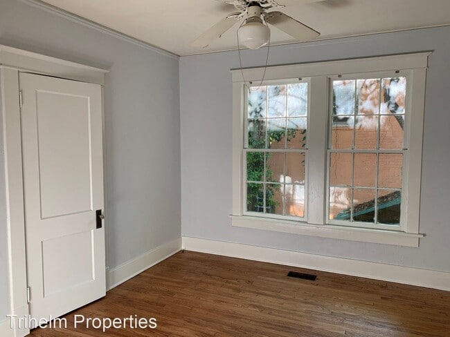 Building Photo - 3 br, 2 bath House - 1600 Pinehurst Place