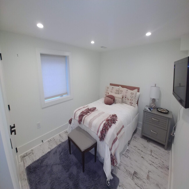 Foto del edificio - 1304 Allison St NE