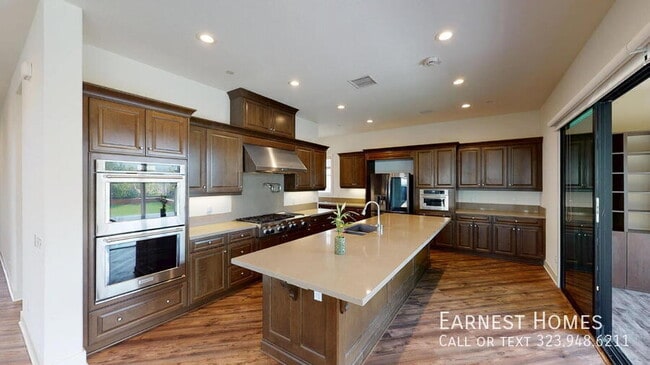 Building Photo - 12073 Carabela Ct