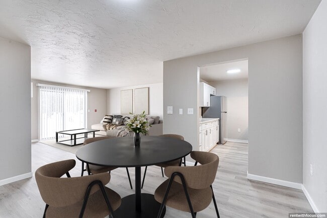 Interior Photo - The Landings