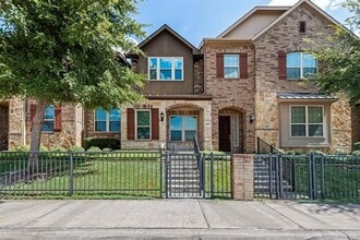 Building Photo - 853 Whitehall Dr