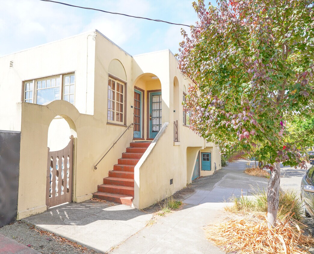 Foto principal - 1704 Addison St