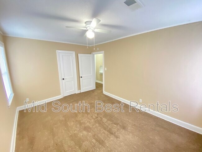 Building Photo - 1604 N Michelle Cir