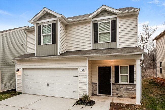 Building Photo - 4425 Drifter Dr