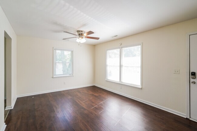 Foto del edificio - 416 Greggview St
