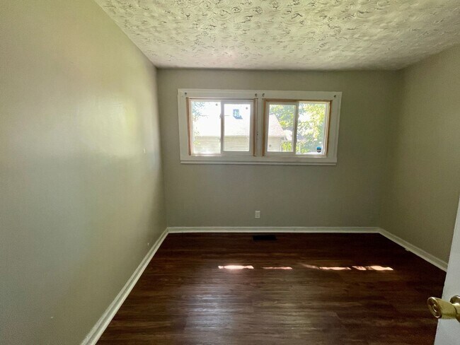 Foto del edificio - 401-03 S Randolph