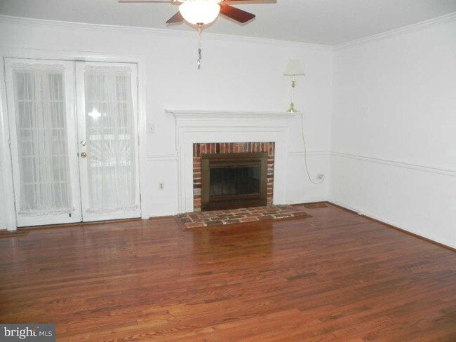 Building Photo - 1506 Fairlakes Pl