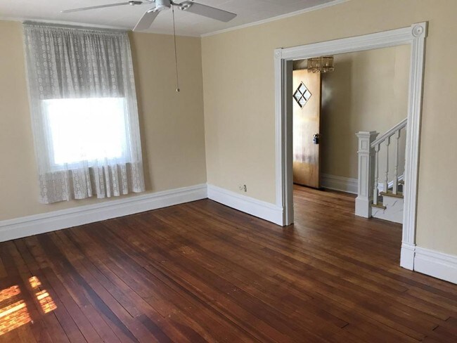 Foto del edificio - 313 S. 4th St.