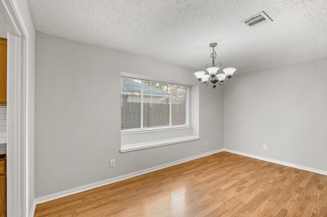 Building Photo - 10823 Fairstone Dr