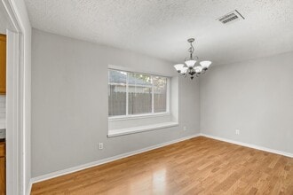 Building Photo - 10823 Fairstone Dr