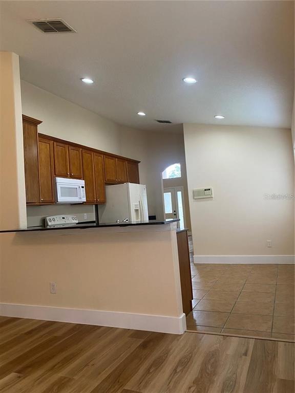 Foto del edificio - 10007 Doriath Cir