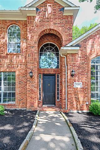 Building Photo - 3600 Crownhill Dr