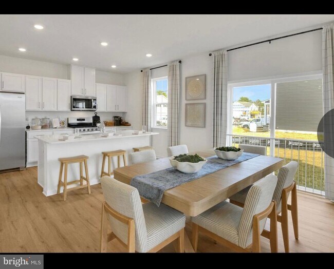 Foto del edificio - 123 Malibu Dr