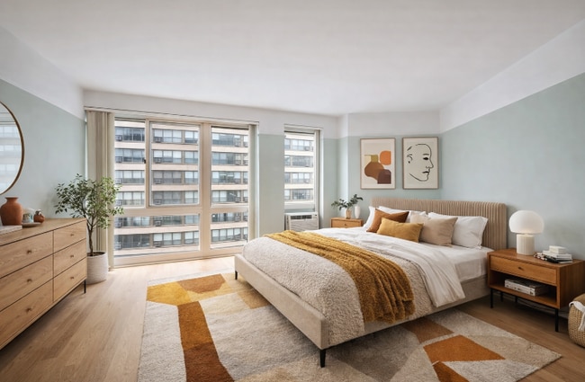 Photo - North Sheridan Road, Chicago, IL 60657 - 2 BR 2 BA condo