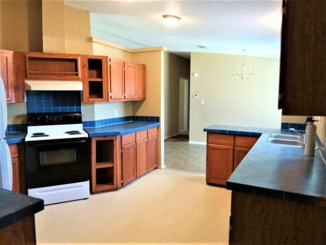 Building Photo - 12443 Farm to Market 968 W