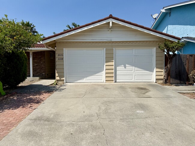 Building Photo - 2228 Capistrano Dr
