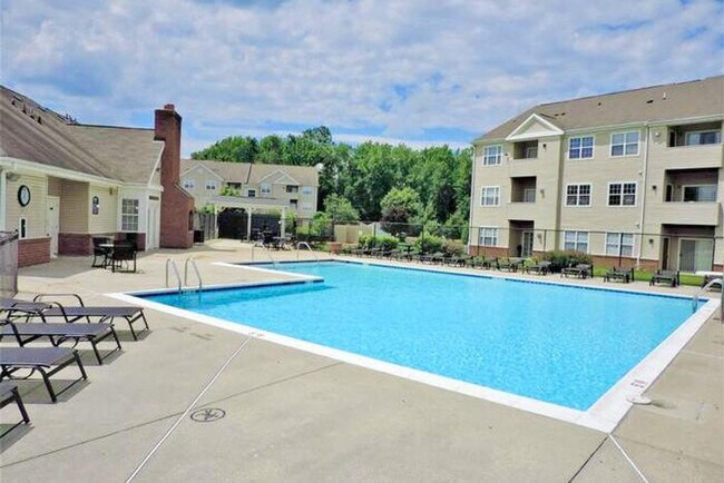 Building Photo - 306 Gatehouse Ln