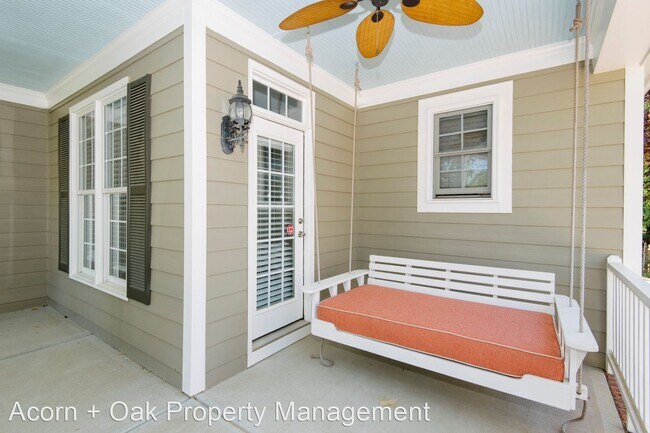 Building Photo - 4 br, 2.5 bath House - 108 Mary Kirk Place