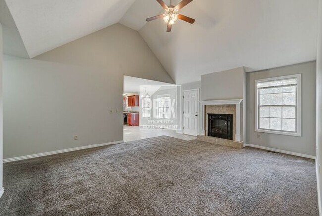 Building Photo - Beautiful Nixa home ready to rent!