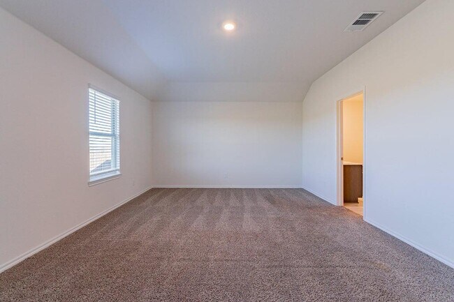 Building Photo - 109 Colthorpe Ln