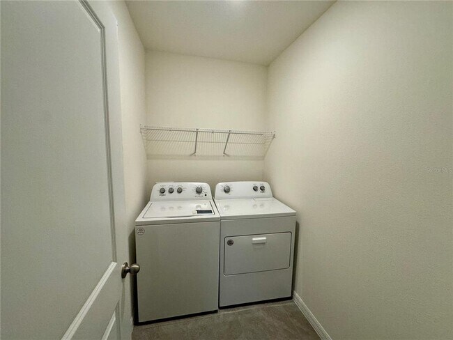 Building Photo - 33481 Apricot Tree Ct