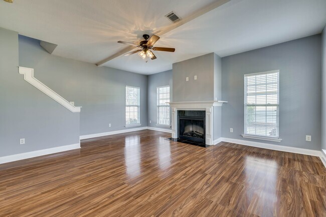 Foto del edificio - 3169 Camden Way