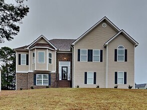 Building Photo - 92 Pulaski Ave