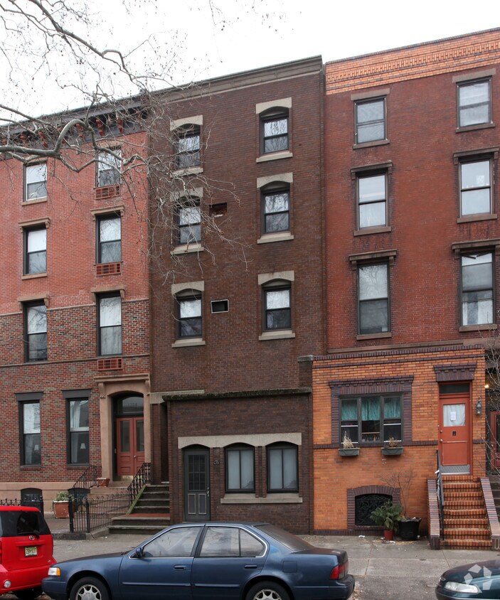 Primary Photo - 1322 S Broad St