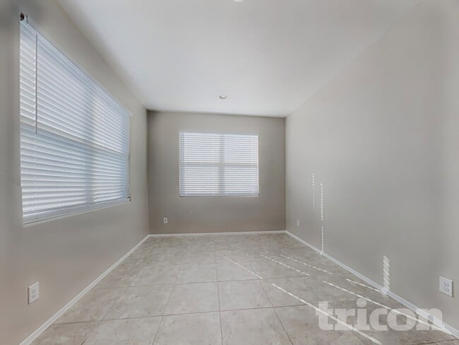 Building Photo - 37685 W Amalfi Ave